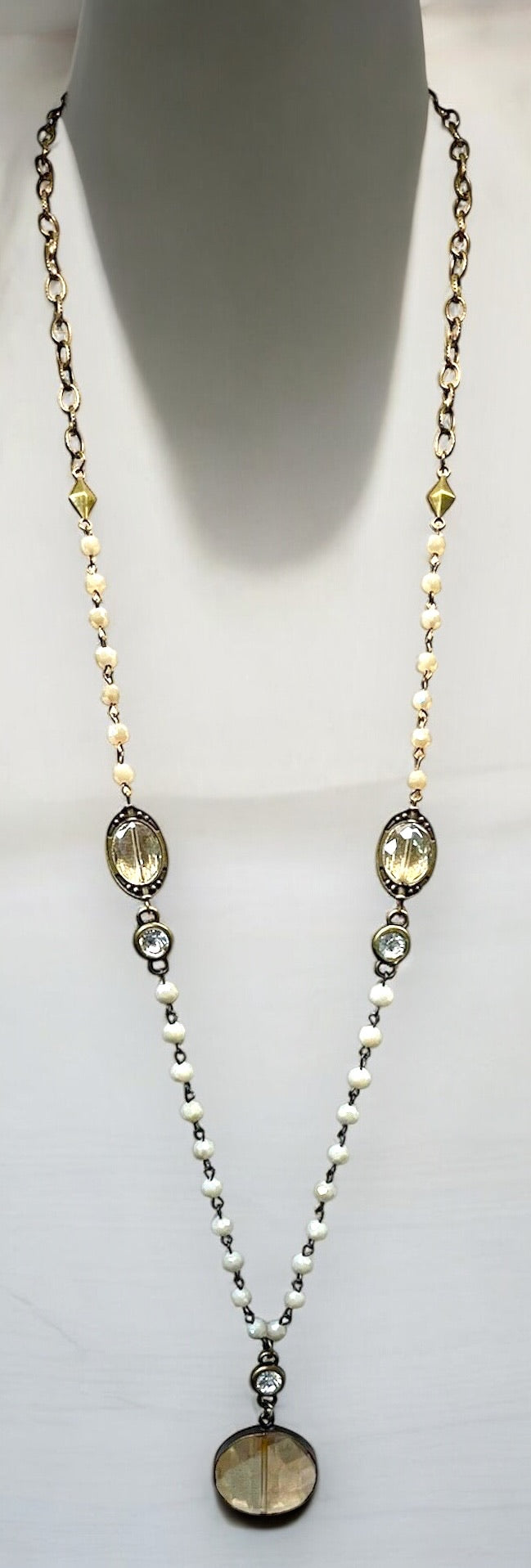 Ivory Necklace with Round Pendant #4041